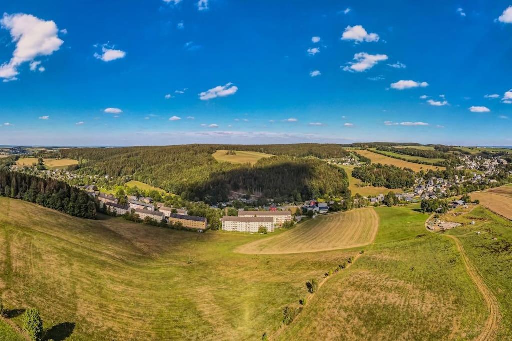 Franzis Feriendomizil Im Herzgebirge Am Skihang Auerbach  Buitenkant foto